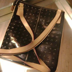 Arcadia Black Patten Cross Body Purse